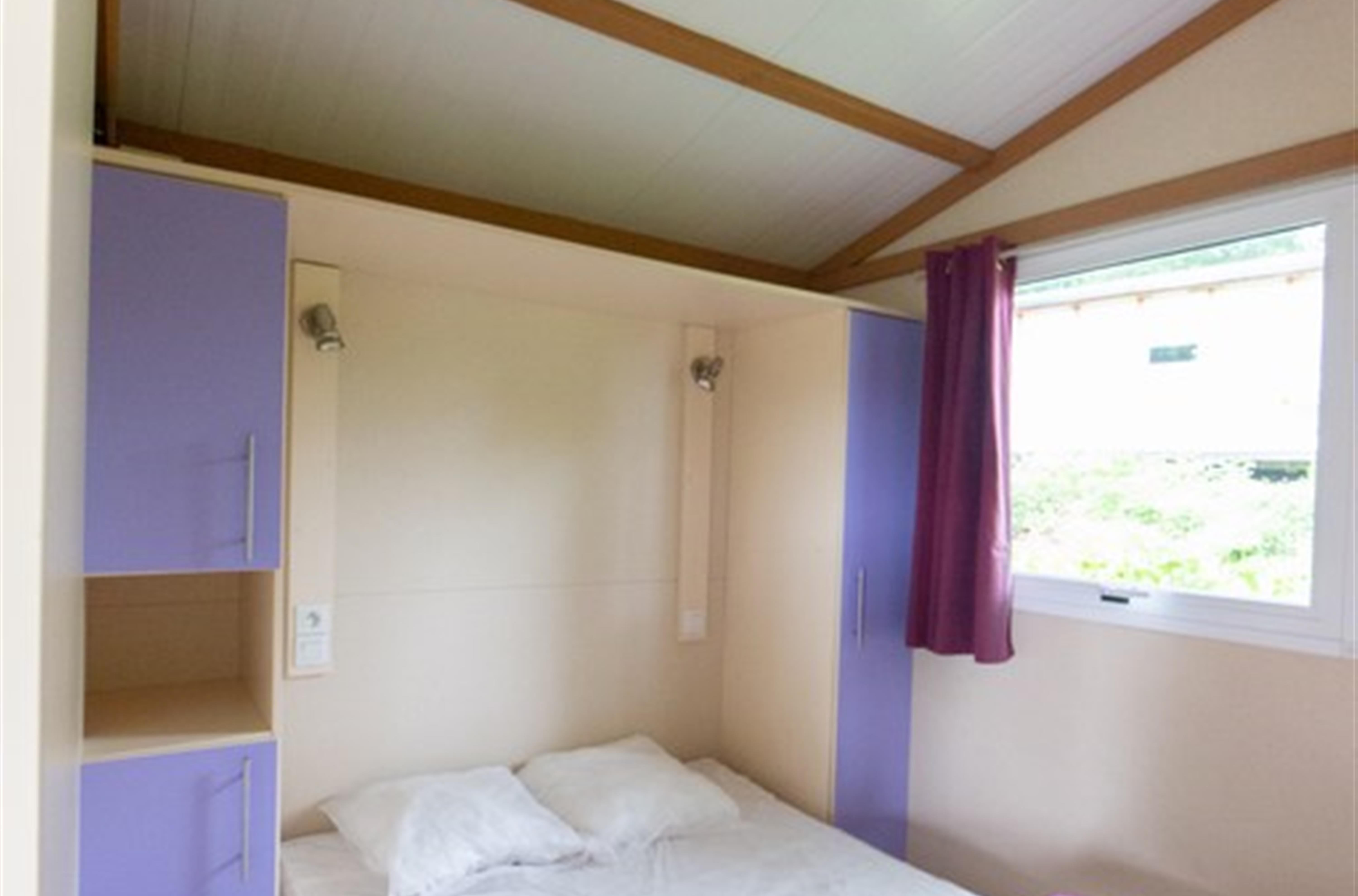 bedroom 1 double bed