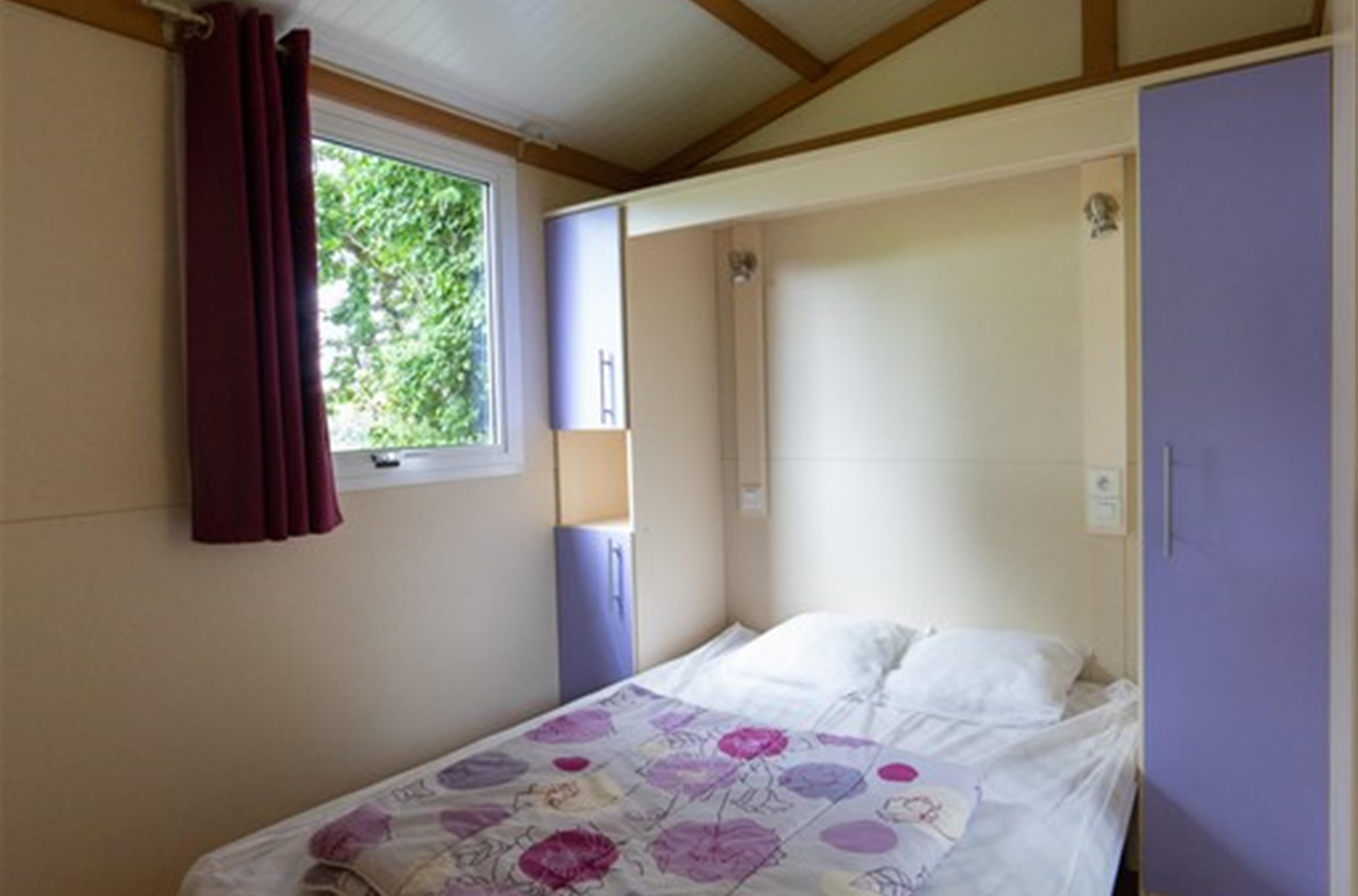 bedroom 1 double bed