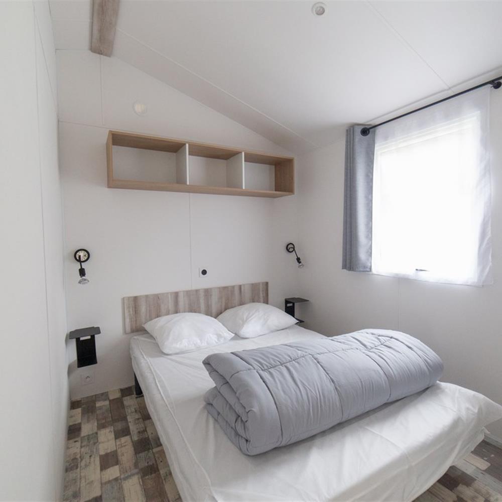 bedroom 1 double bed